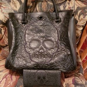 Loungefly Lattice Skull purse and wallet